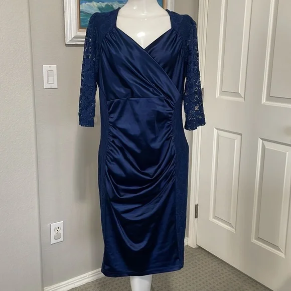 Floral lace retro fitted cocktail pencil dress - Picture 3 of 4